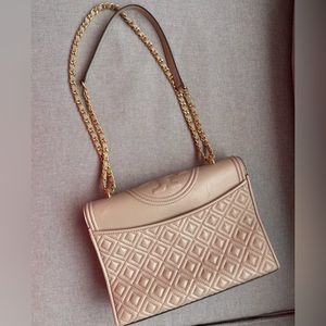 Tory Burch Gold chain crossbody handbag in Taupe